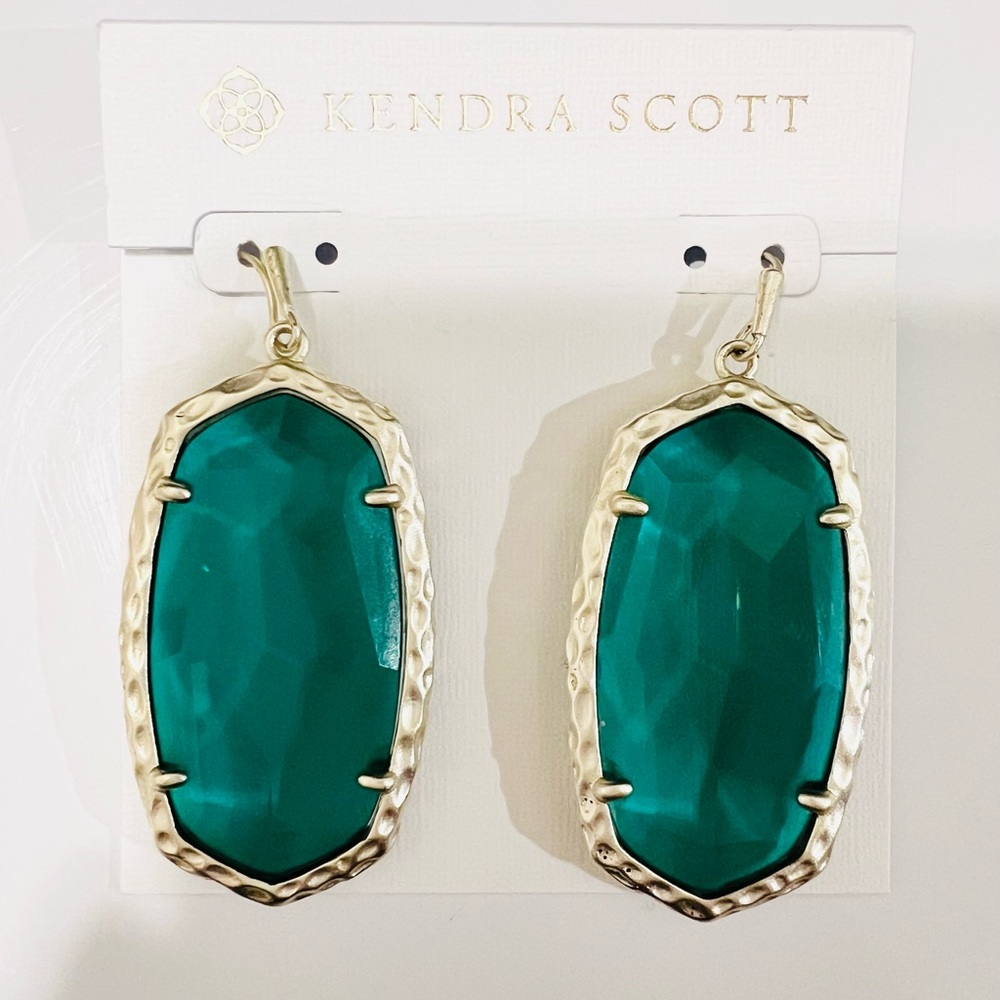 Kendra Scott Ella Drop Earrings in Emerald